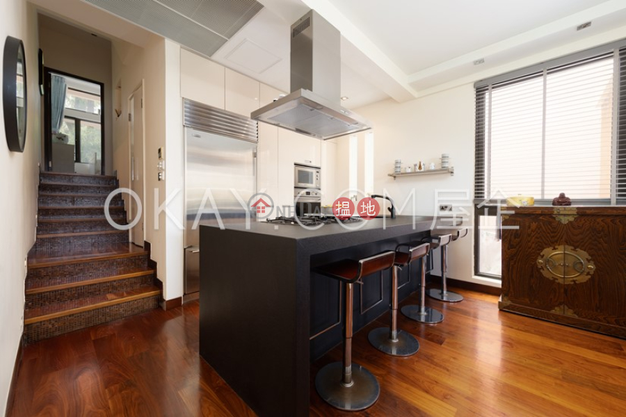 HK$ 10M, Phase 1 Beach Village, 7 Seabird Lane, Lantau Island, Unique 3 bedroom in Discovery Bay | For Sale