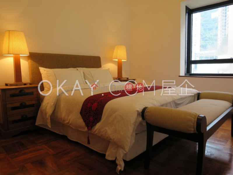 HK$ 99,100/ month, Queen\'s Garden | Central District, Stylish 3 bedroom with harbour views & parking | Rental