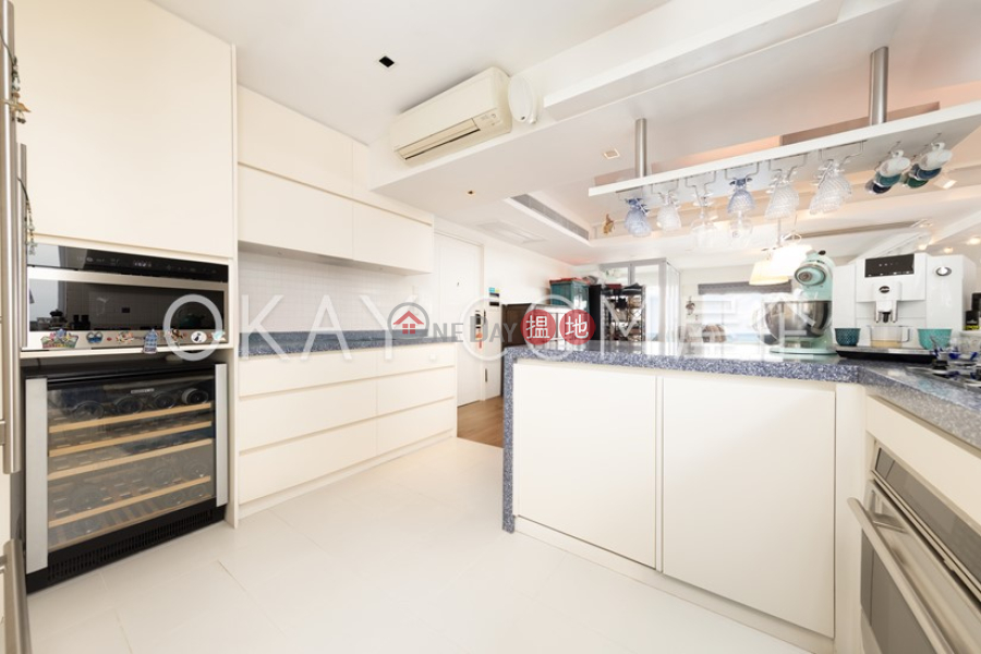 Luxurious 3 bed on high floor with sea views & balcony | Rental | Vista Mount Davis 華亭閣 Rental Listings