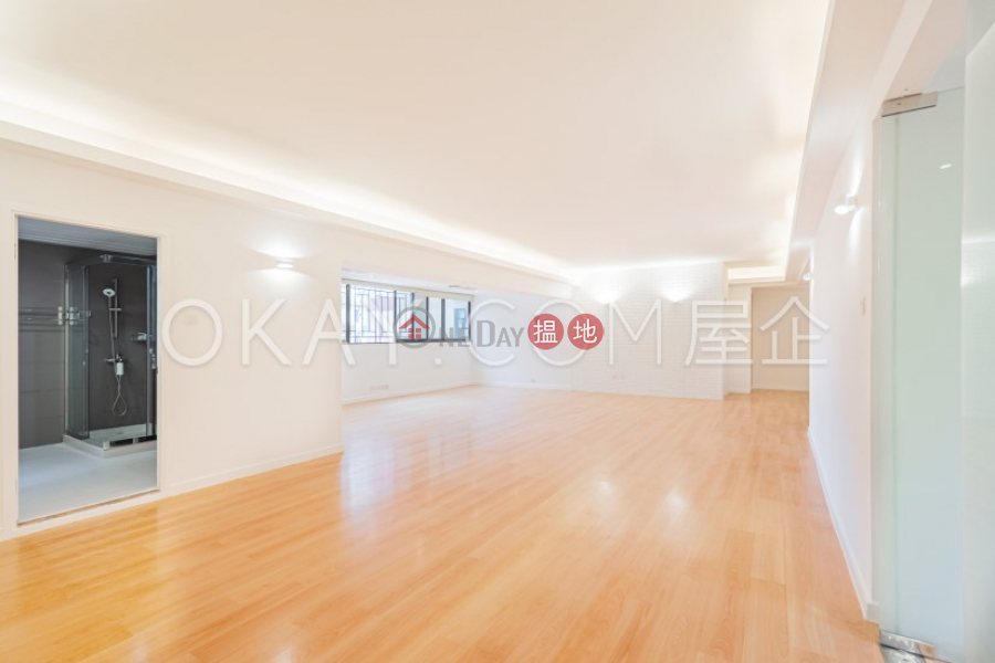 Property Search Hong Kong | OneDay | Residential | Rental Listings, Exquisite 4 bed on high floor with balcony & parking | Rental