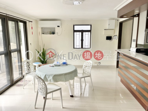 Lovely house with rooftop & balcony | For Sale | Tai Po Tsai 大埔仔 _0