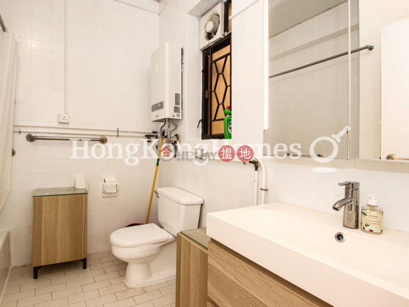 3 Bedroom Family Unit for Rent at Donnell Court - No.52 | Donnell Court - No.52 端納大廈 - 52號 Rental Listings