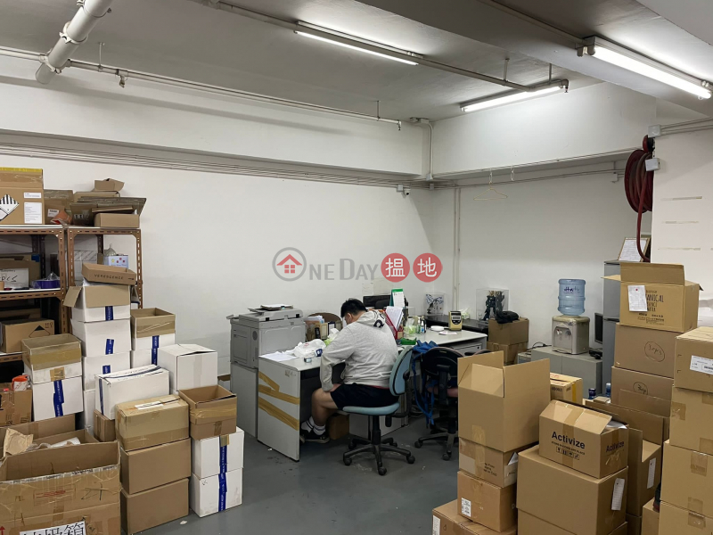 Kwai Chung Riley House: Warehouse deco, allowable for 40\' high cube containers 88 Lei Muk Road | Kwai Tsing District Hong Kong Rental HK$ 44,700/ month