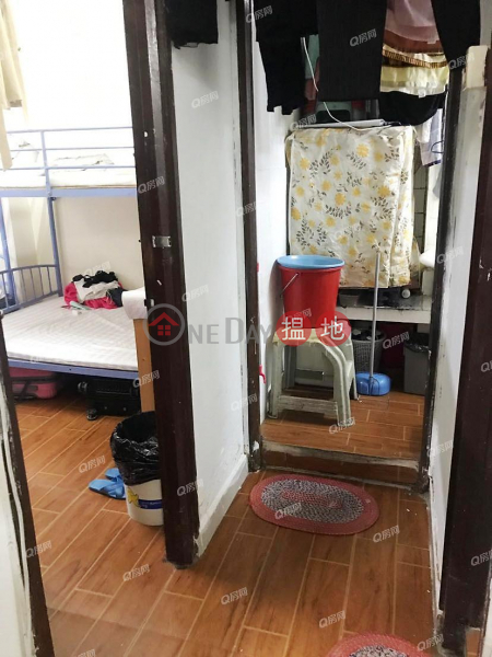 HK$ 23,000/ month | Empire Court | Wan Chai District, Empire Court | 3 bedroom Low Floor Flat for Rent