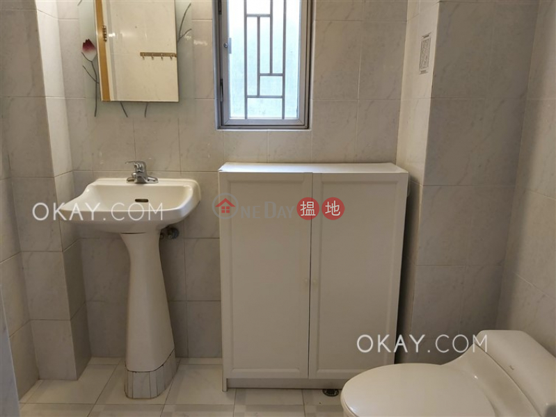 4房2廁,連車位《柏齡大廈出租單位》110-112麥當勞道 | 中區-香港|出租HK$ 75,000/ 月