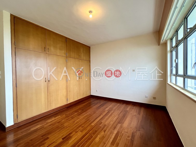 HK$ 62,100/ month | Aurora - Quarters, Wan Chai District Rare 3 bedroom with balcony & parking | Rental