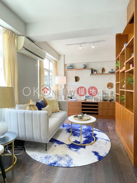 Property Search Hong Kong | OneDay | Residential, Sales Listings | Lovely 1 bedroom on high floor with rooftop | For Sale