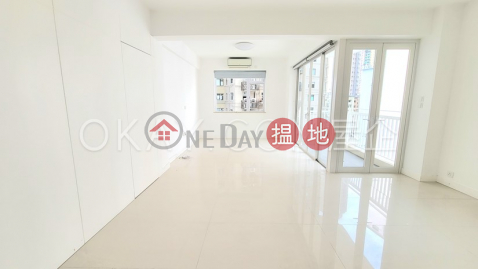 Lovely 3 bedroom with balcony & parking | Rental | Wah Sen Court 華星大廈 _0