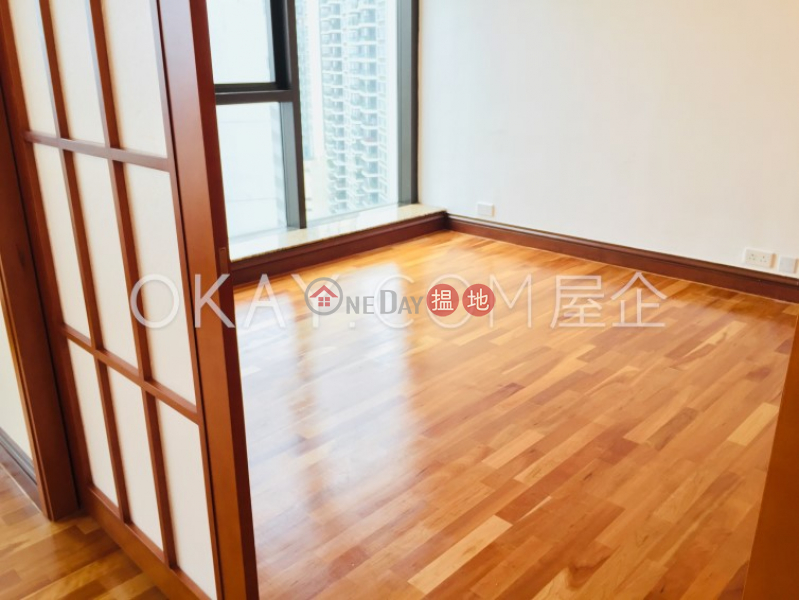 Stylish 3 bedroom on high floor with balcony & parking | Rental | Aigburth 譽皇居 Rental Listings