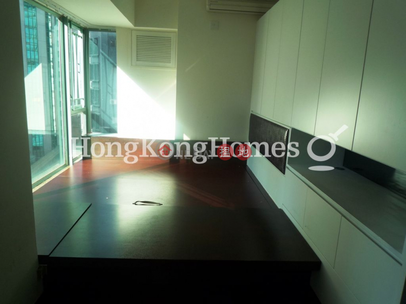 HK$ 25,000/ month, Queen\'s Terrace, Western District 2 Bedroom Unit for Rent at Queen\'s Terrace