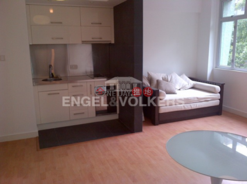 HK$ 21,000/ month, Glenealy Building | Central District | Studio Flat for Rent in Central