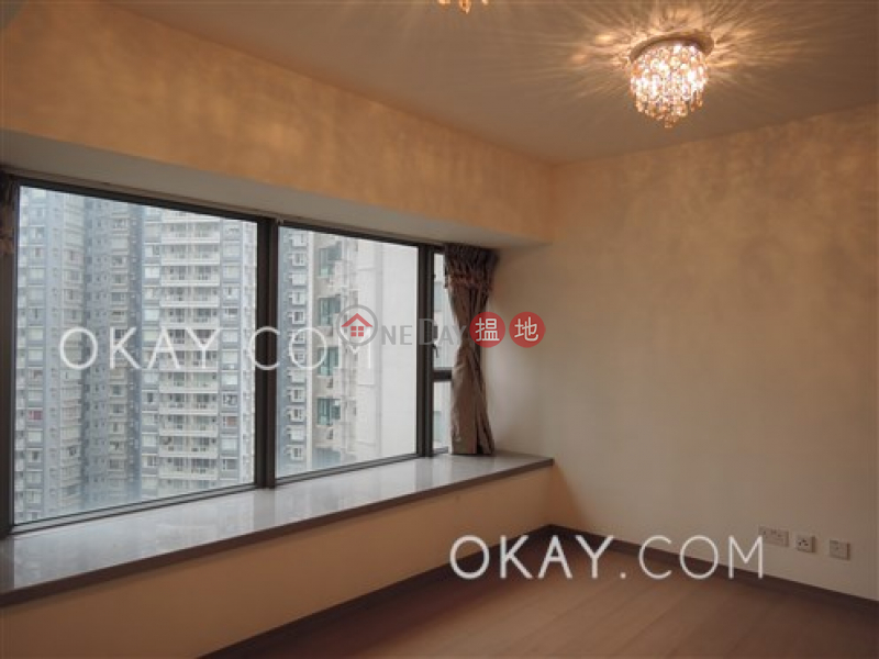Centre Point, High | Residential, Rental Listings, HK$ 29,800/ month
