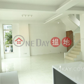 Rare 4 bedroom on high floor with rooftop & balcony | Rental | Riverain Valley 御駿居 _0