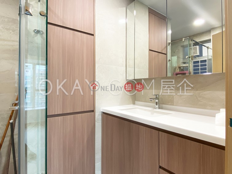 HK$ 40,000/ month, The Waterfront Phase 2 Tower 7 Yau Tsim Mong Elegant 2 bedroom on high floor | Rental