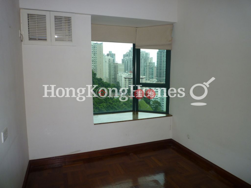 3 Bedroom Family Unit for Rent at Hillsborough Court | Hillsborough Court 曉峰閣 Rental Listings