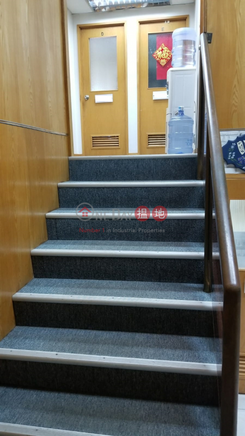 6 rooms with loft, Tcl Tower TCL工業中心 | Tsuen Wan (WINNI-8457965503)_0