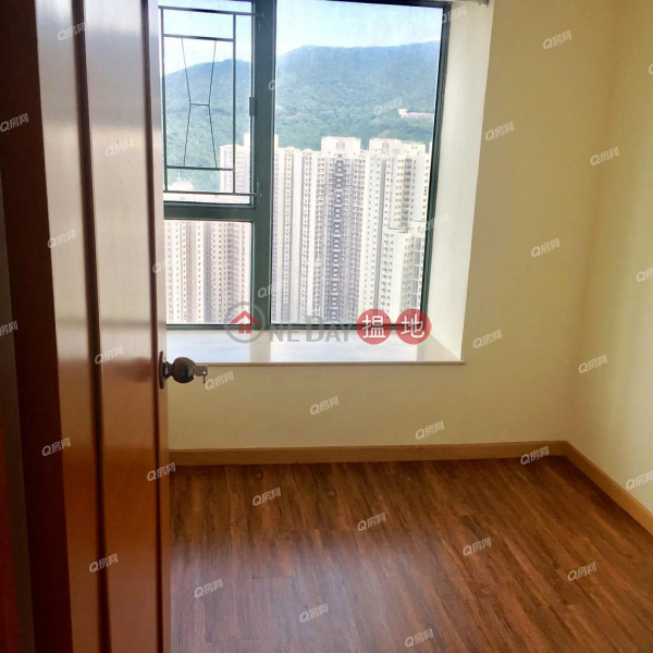 HK$ 11.45M | Tower 5 Island Resort, Chai Wan District Tower 5 Island Resort | 3 bedroom Mid Floor Flat for Sale