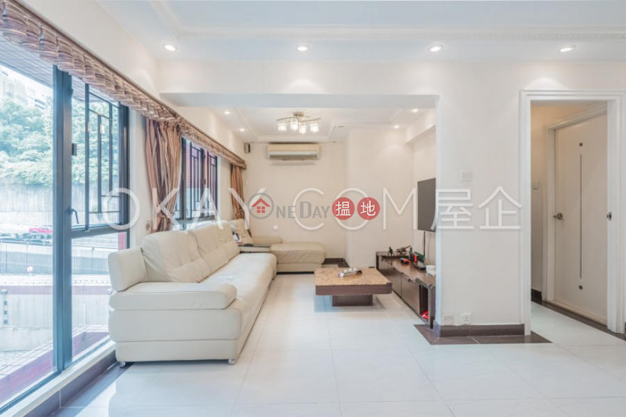 HK$ 30,000/ month, Regal Court, Kowloon City, Nicely kept 2 bedroom with balcony & parking | Rental