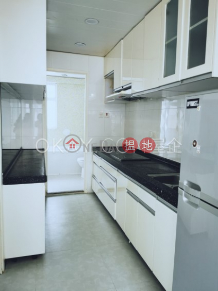 Property Search Hong Kong | OneDay | Residential Sales Listings, Generous 2 bedroom on high floor with rooftop | For Sale