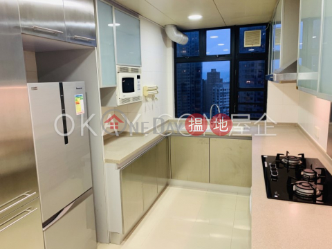 Gorgeous 3 bedroom with parking | For Sale | Po Garden 寶園 _0