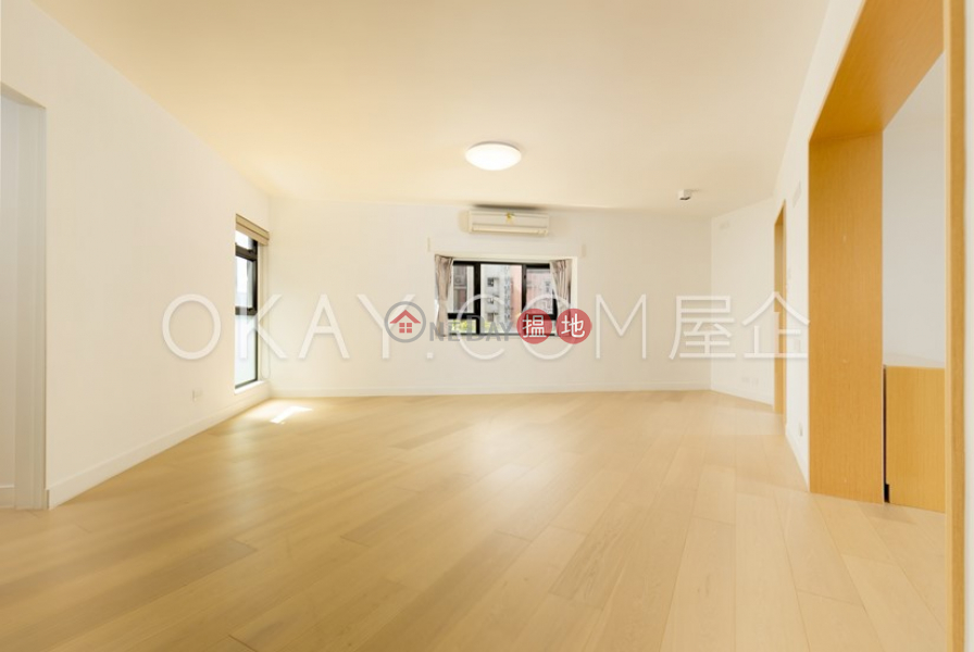Efficient 3 bedroom on high floor with balcony | Rental | Albron Court 豐樂閣 Rental Listings