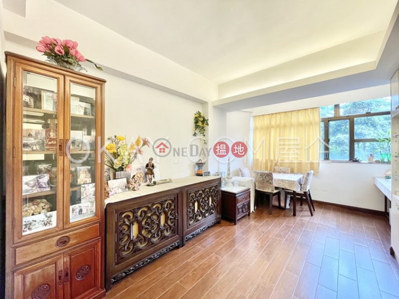HK$ 23M, Yee Hing Mansion | Wan Chai District, Luxurious 3 bedroom with terrace | For Sale