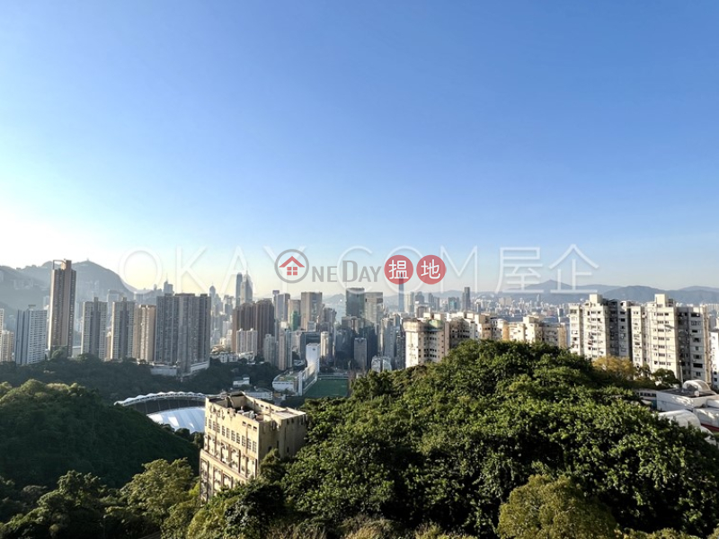 Rare 3 bedroom with balcony | Rental, Aurizon Quarters 金雲閣 Rental Listings | Wan Chai District (OKAY-R407628)