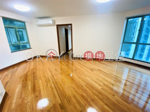 Nicely kept 3 bedroom in Mid-levels West | Rental | Goldwin Heights 高雲臺 _0