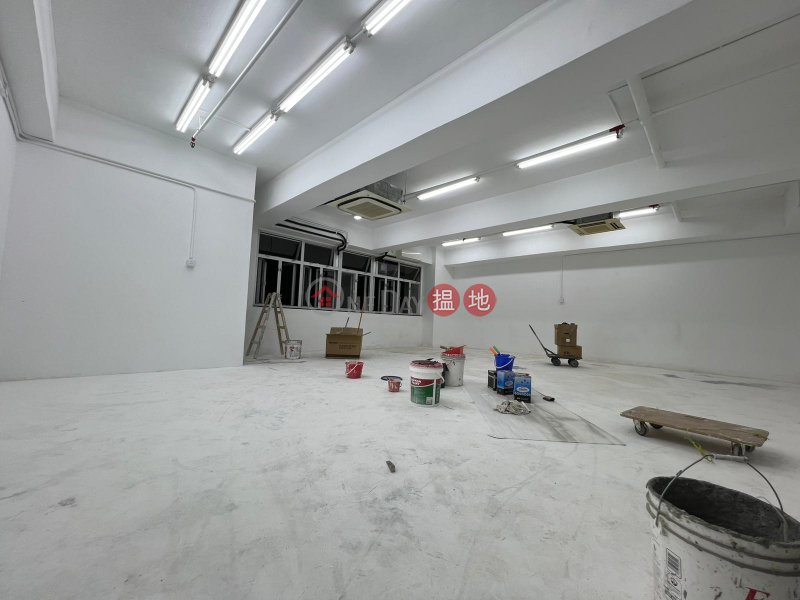 Practical storage space, ready to use immediately, with air conditioning. | 13 Kin Fat Street | Tuen Mun Hong Kong | Rental | HK$ 11,500/ month