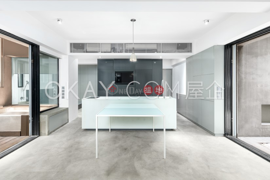 Rare 1 bedroom with terrace | Rental | 14-18 Staunton Street | Central District, Hong Kong Rental | HK$ 35,000/ month