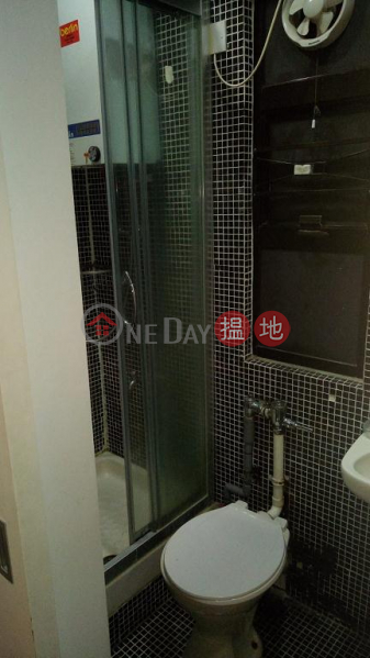 Flat for Rent in Man Shek Building, Wan Chai | Man Shek Building 文石大廈 Rental Listings