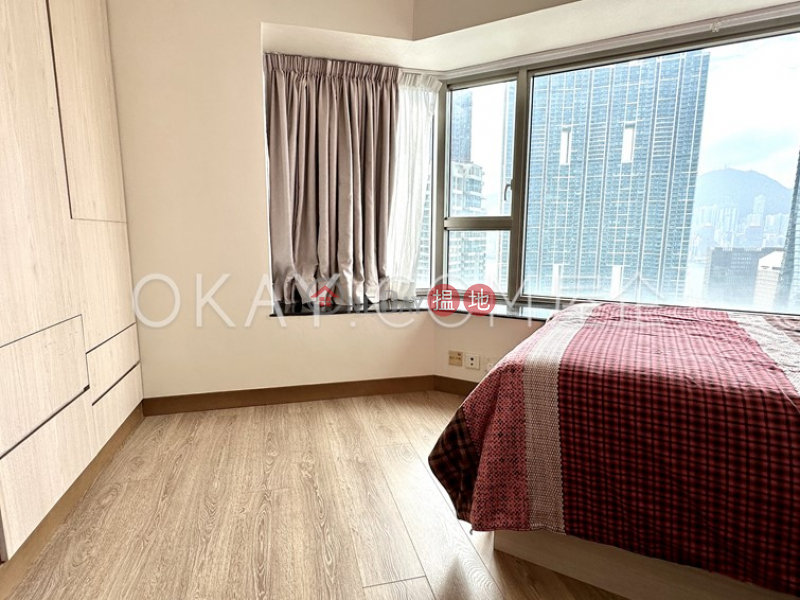 HK$ 28,000/ month, Sorrento Phase 1 Block 3, Yau Tsim Mong Elegant 2 bedroom on high floor with sea views | Rental