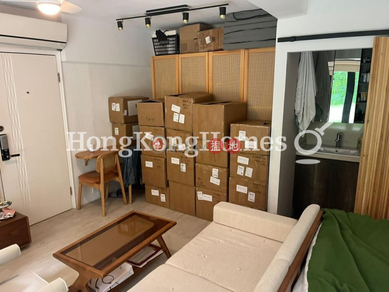 HK$ 30,000/ month, Kin On Building, Wan Chai District, Studio Unit for Rent at Kin On Building