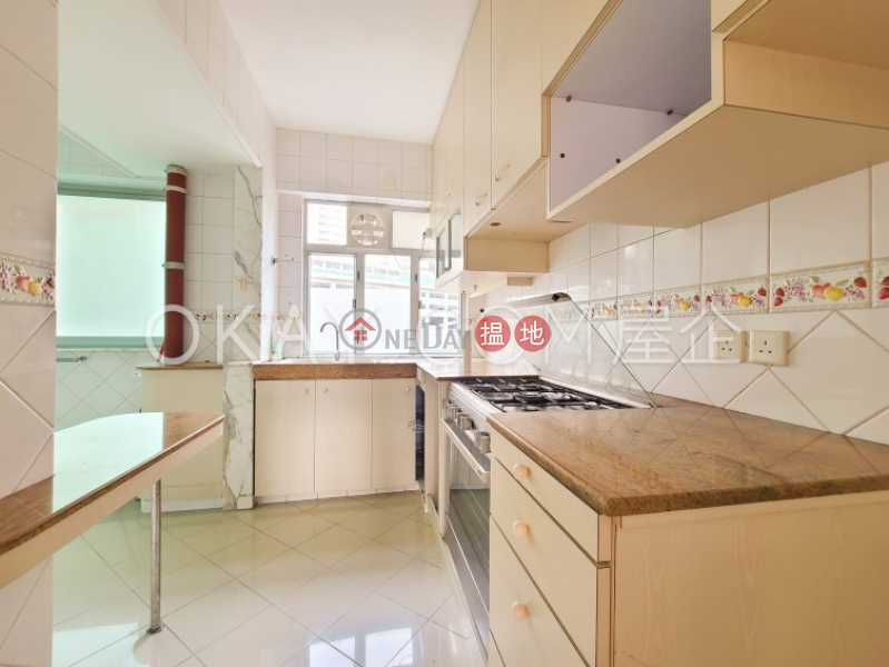 HK$ 60,000/ month Block 45-48 Baguio Villa | Western District, Lovely 3 bedroom with sea views, balcony | Rental