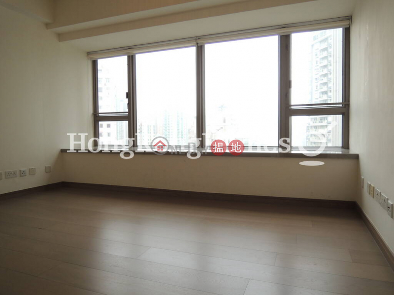 3 Bedroom Family Unit for Rent at Centre Point, 72 Staunton Street | Central District | Hong Kong Rental | HK$ 41,500/ month