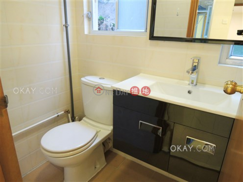 Efficient 3 bedroom with balcony & parking | For Sale | Grand Hacienda 衡峰閣 Sales Listings