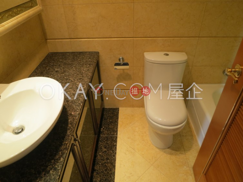 HK$ 46,000/ month | The Arch Sky Tower (Tower 1) Yau Tsim Mong Unique 3 bedroom on high floor with sea views & balcony | Rental