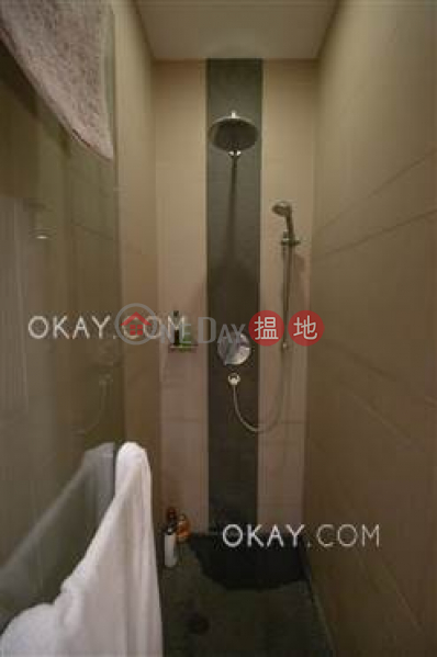HK$ 25,000/ month | J Residence | Wan Chai District, Lovely 1 bedroom on high floor with balcony | Rental