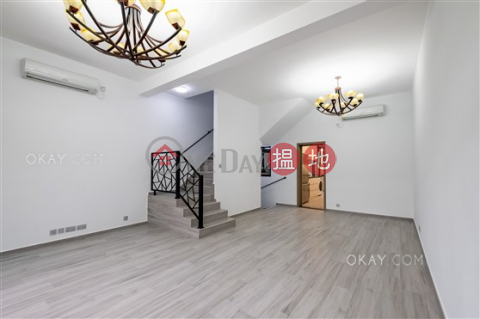 Rare house with rooftop, terrace | Rental | Bisney Gardens 碧荔花園 _0