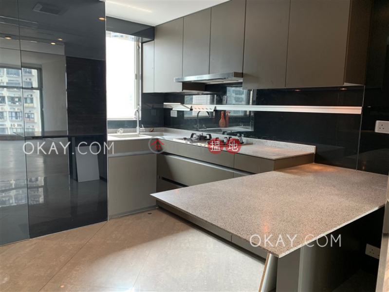 Charming 4 bedroom on high floor with balcony & parking | For Sale 26 Tai Hang Road | Wan Chai District, Hong Kong | Sales, HK$ 25M