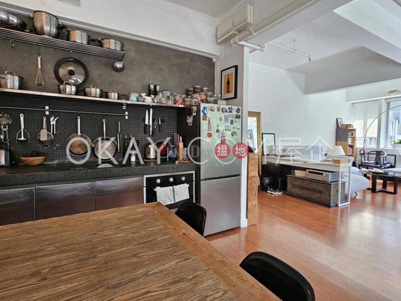 Property Search Hong Kong | OneDay | Residential Rental Listings Nicely kept 2 bedroom in Central | Rental