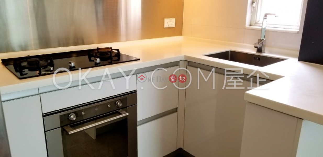 Charming 2 bedroom on high floor with rooftop | Rental | CNT Bisney 美琳園 Rental Listings