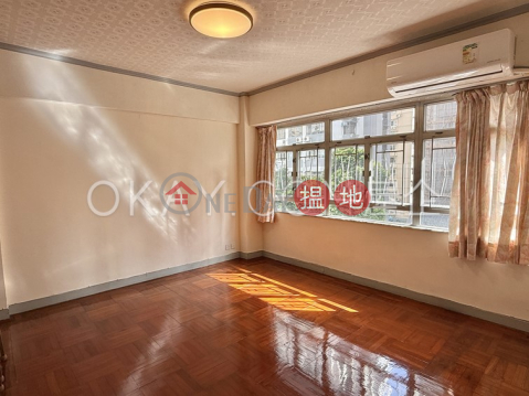 Charming 3 bedroom in Ho Man Tin | Rental | Happy Court 樂園 _0