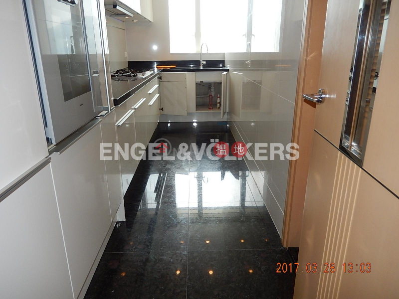 Property Search Hong Kong | OneDay | Residential, Sales Listings | 3 Bedroom Family Flat for Sale in Tsim Sha Tsui
