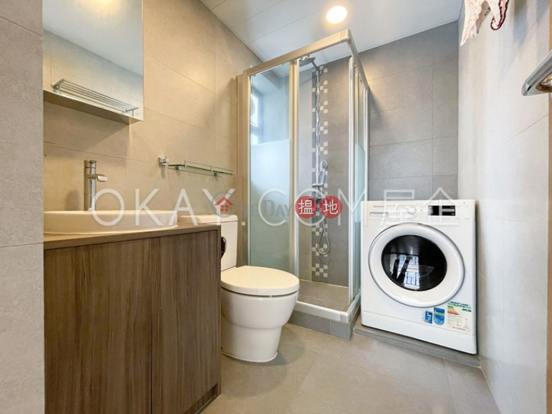 HK$ 15M, Winsome Park, Western District Lovely 2 bedroom on high floor | For Sale