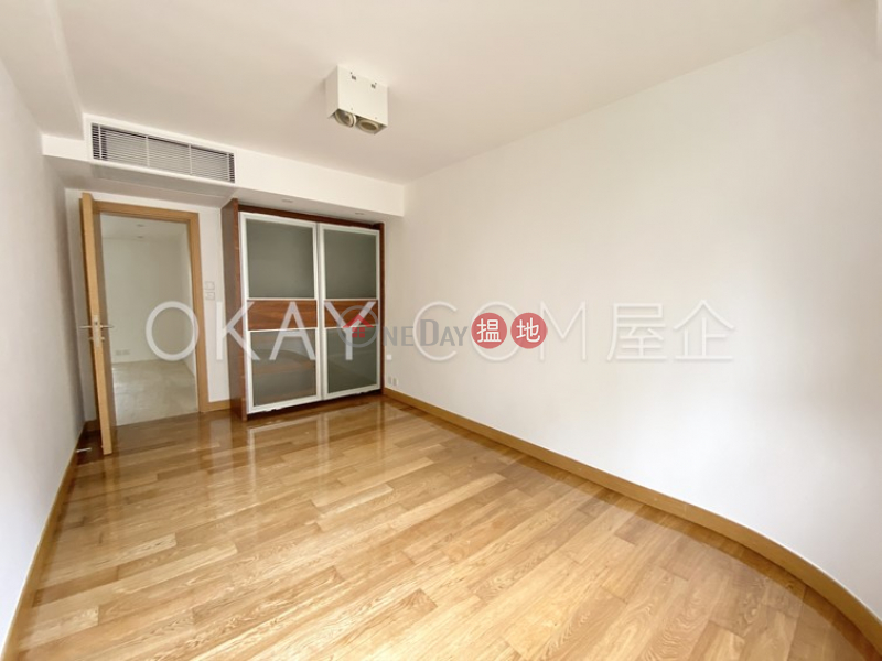 HK$ 55,000/ month Block A-C Beach Pointe, Southern District | Efficient 3 bedroom with balcony & parking | Rental