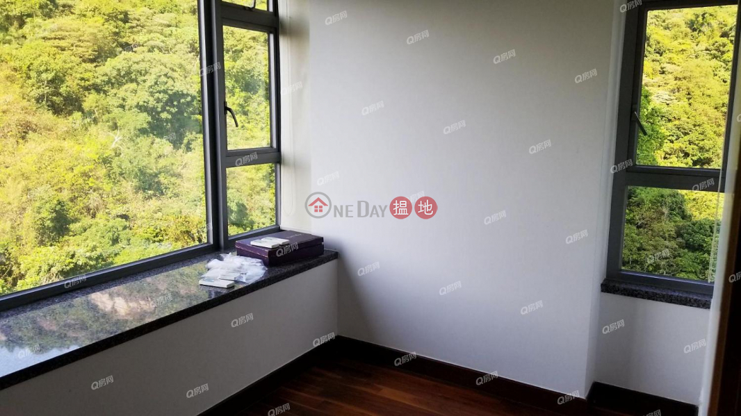HK$ 41,300/ month Serenade Wan Chai District Serenade | 3 bedroom Mid Floor Flat for Rent