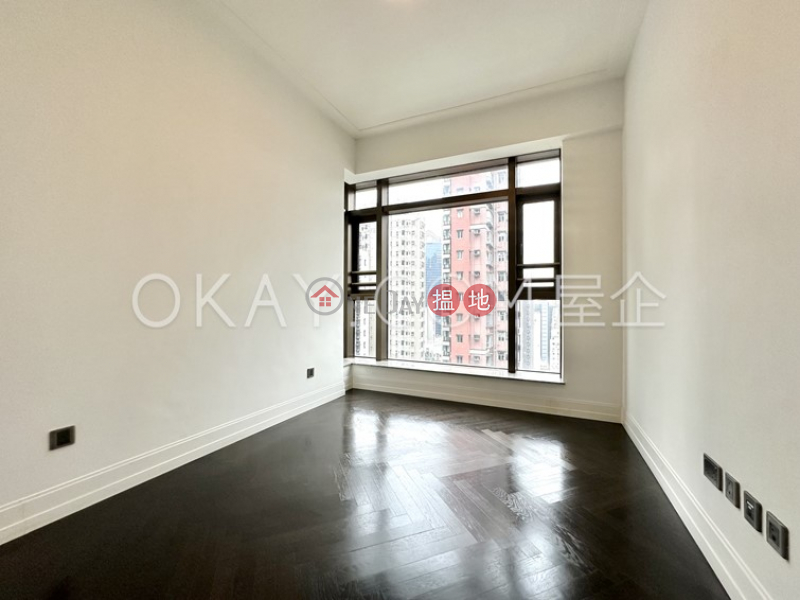 HK$ 36,500/ month, Castle One By V Western District, Elegant 2 bedroom with balcony | Rental