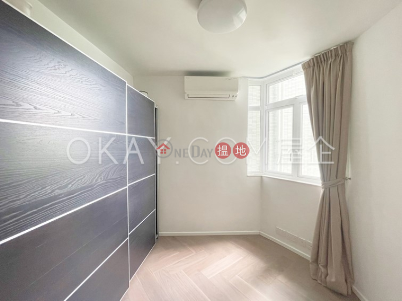 Nicely kept 3 bedroom with balcony & parking | For Sale | Greenery Garden 怡林閣A-D座 Sales Listings