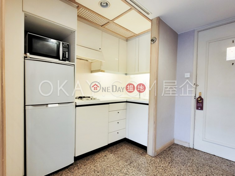 Luxurious 1 bedroom on high floor | For Sale | Convention Plaza Apartments 會展中心會景閣 Sales Listings